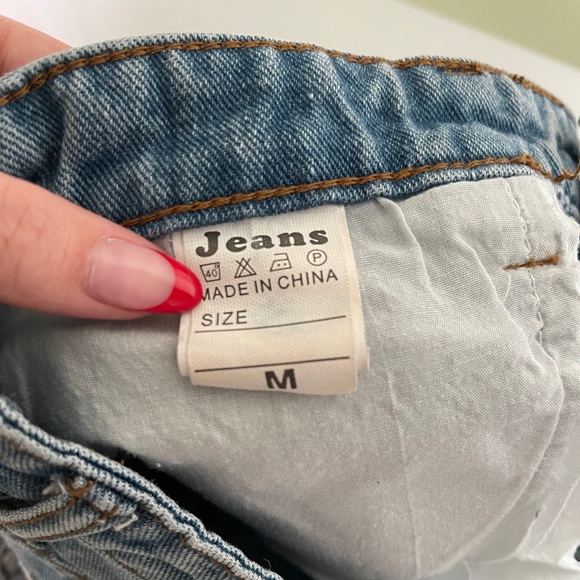 High waisted Jean shorts - Picture 2 of 3